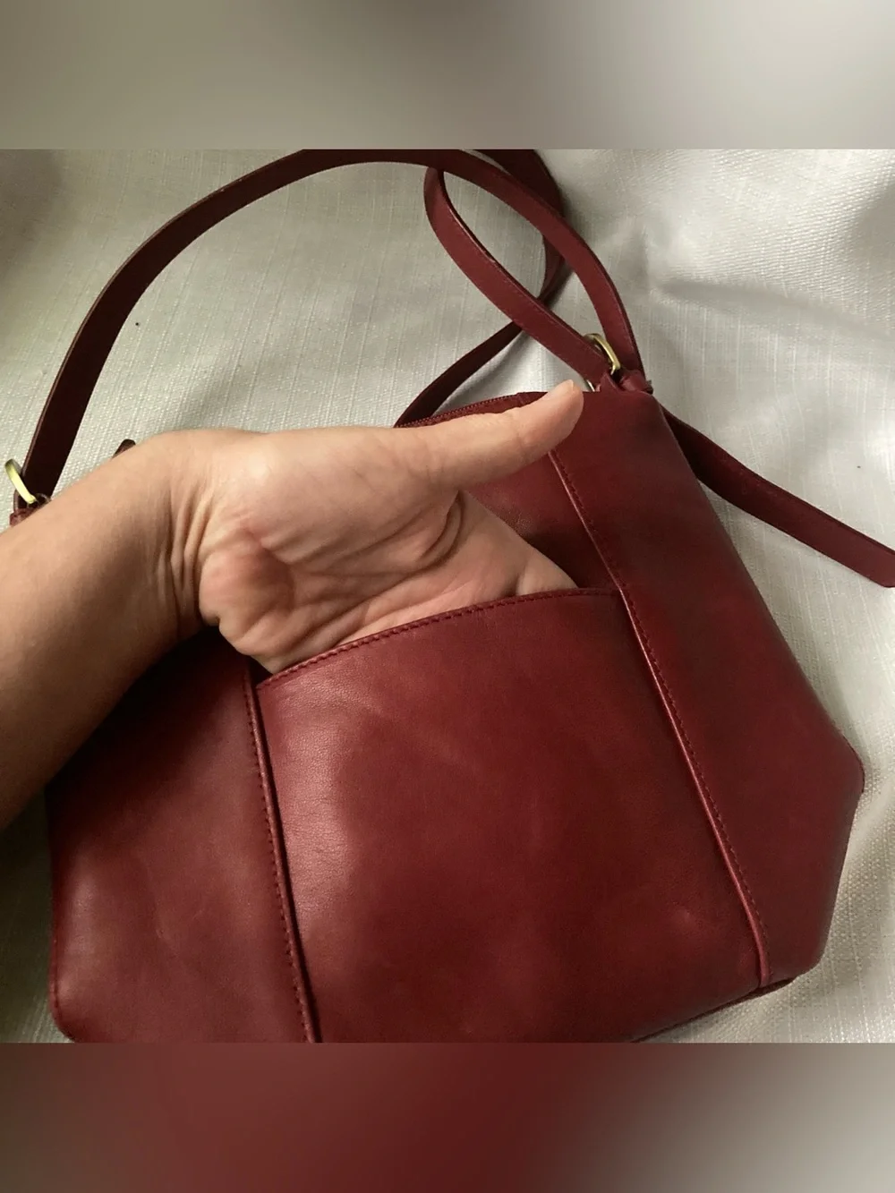 St. John's Bay Red 100% Cowhide Leather Outer Purse!